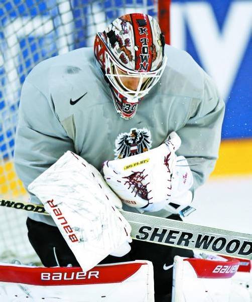 Goalie Rene Swette darf heute gegen die Russen ran. Foto: EPA