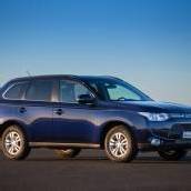 Outlander feiert Crashtest-Sieg