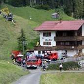 Ski-Olympiasieger Strolz wurde unter Heuwagen eingeklemmt