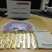 Zöllner entdeckten in Auto 40 Goldbarren
