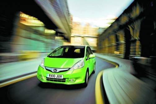 Der Honda Jazz ist seit 1984 zum Miniatur-Van herangewachsen. Seit zwei Jahren ist er auch – ein Vorreiter im Segment – als Hybrid zu haben.