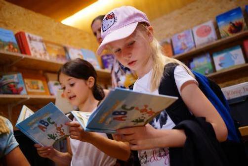 Die Kinder- und Jugendbuchmesse „Buch am Bach“ öffnet von heute bis Donnerstag wieder ihre Pforten. foto: VN/Hartinger