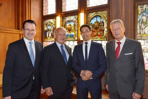 Die Wirtschaftsminister Thomas Zweifelhofer, Johann Schneider-Ammann, Philipp Rösler und Reinhold Mitterlehner (v. l.). Foto: Juri Weiss