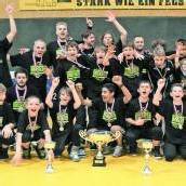Das Dutzend an Titeln ist voll