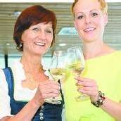 Wirtschaftsleute im Ballfieber