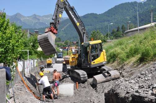 Laufen auf Hochtouren: Bauarbeiten in Mokry in Bludenz. Foto: Stadt