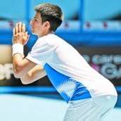 Djokovic mit Späßchen, Scharapowa teilt aus