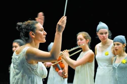 Theaterverein Motif zeigt Millers „Spiel um Zeit“. Foto: Barbaros