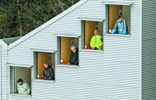 Wie gehabt: Anzahl der Sprungrichter bleibt bei fünf. Foto: gepa