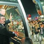 Erdogan von Anhängern gefeiert