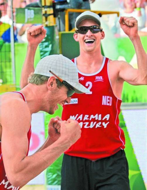Die neuen Beach-Weltmeister: Brouwer und Meeuwsen. Foto: ap