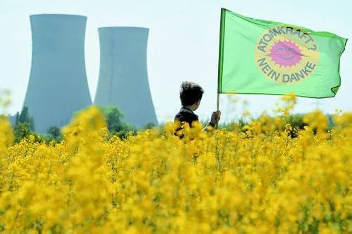 Europas Kernkraftwerke erhielten 2011 rund 35 Milliarden Euro an staatlichen Förderungen, schätzt die EU-Kommission. Foto: DPA