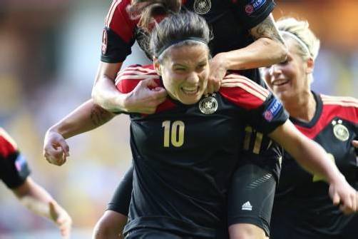 Führte Deutschland durch ihren 1:0-Treffer gegen Schweden ins Finale: Dzsenifer Marozsán. Foto: epa