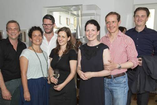 Künstler Herwig Weiser (l.), Juliane Feldhoffer, Andreas Krištof, Claudia Märzendorfer, Ursula und Florian Werner, Thomas Feuerstein.