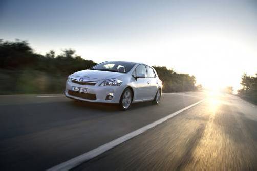 ams-Dauertests gibt es seit 1962 – Neuer Champion ist der Auris Hybrid.
