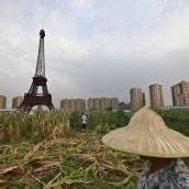 Paris als Geisterstadt in China