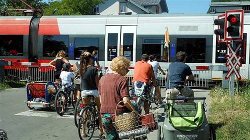 Der Bahnübergang in der Vorklostergasse in Bregenz soll durch eine Unterführung ersetzt werden.