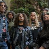 Monster Magnet rocken den Pool