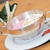 Eine kalte, pikante Erdbeersuppe