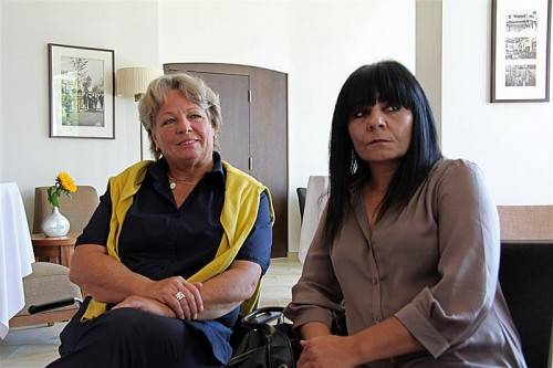 Frauen im Team: Isabella Tschemernjak (l.) und Ingrid El Kanfoud.