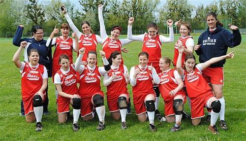 In den 24 Begegnungen des Grunddurchgangs der Austrian Softball League (ASL) gab es für die Dornbirn Sharx 21 Siege und drei Niederlagen. Foto: Verein