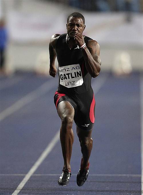 Justin Gatlin sprintete in Linz bei Regen zum Sieg. Foto: epa