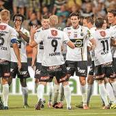Fußball zelebriert, Mattersburg zerlegt