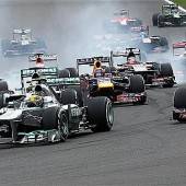 Vettel siegt mit Red-Bull-Rakete