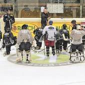 Eis-Premiere der Bulldogs