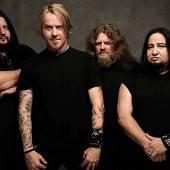 Metal-Größe Fear Factory lässt es krachen