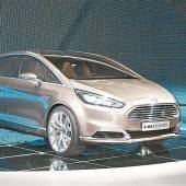 Ford-Modell hört das Herz klopfen