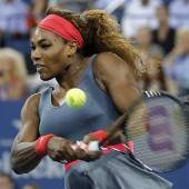 Williams historisch und Djokovic weiter makellos