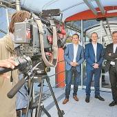 Hören Sie die Spitzenkandidaten