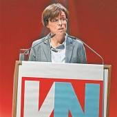 „Werfen wir die silbernen Becher weg“