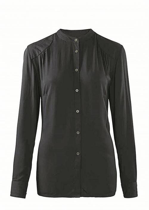 ￼ Schwarz: Diese figurbetonte Bluse mit langen Ärmeln gibt es um 19,99 bei Charles Vögele.