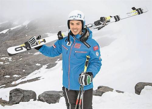 Außer Spesen nix gewesen: Marcel Mathis nahm die Trainingsabsage wegen schlechten Wetters am Mölltaler Gletscher mit Humor. Foto: gepa