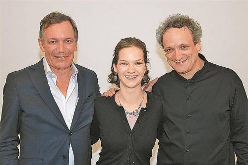 Der künstlerische Leiter der Bregenzer Meisterkonzerte, Wolfgang Fetz, Hilary Hahn (Violine) und Dirigent Louis Langrée. Fotos: Franc