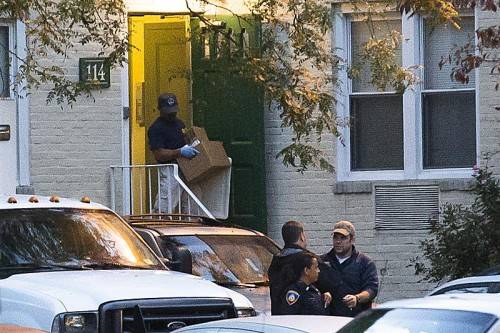 Die 34-jährige Miriam Carey wurde nach einer Verfolgungsjagd von Polizisten erschossen. Gestern wurde die Wohnung der Frau durchsucht. ap