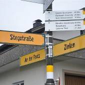Neuer Glanz für die Hundertwasser-Schilder