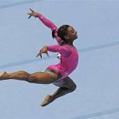 Uchimura und Biles mit zwei Turn-Titeln