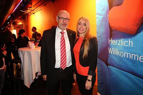 Samina-Chef Günther W. Amann mit Tochter Theresa.