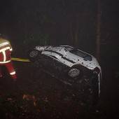 Seniorin wartete nach Unfall einen Tag auf Hilfe – Ehemann starb