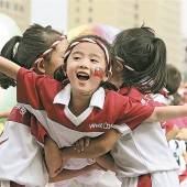 Taiwanische Kinder feiern „Doppel-Zehn-Fest“