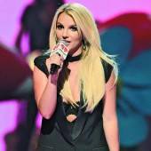 Britney Spears als Piraten-Schreck