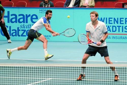 Spiel der vergebenen Chancen: Julian Knowle (links) und Daniel Nestor mussten sich im Wien-Endspiel knapp geschlagen geben. Foto: gepa