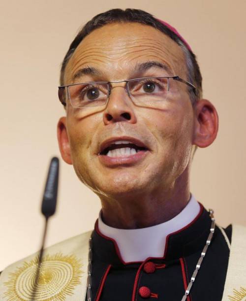Tebartz-van Elst wird heute beim Papst erwartet. Foto: AP
