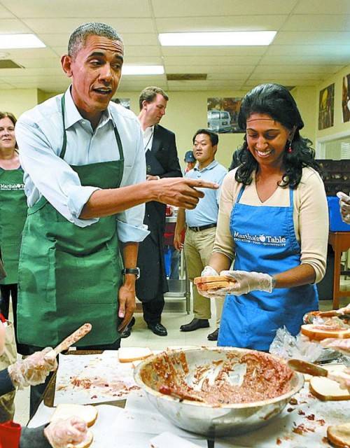 US-Präsident Obama in einer Washingtoner Armenküche. RTS