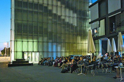 Auch die Fassade des Kunsthauses Bregenz wird bunter. Foto: KUB