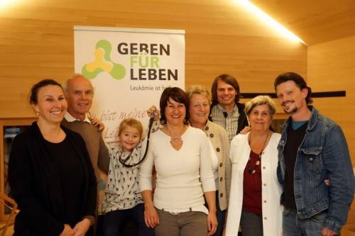 Cornelia Walch, Jodok Fink, Elisabeth Walch, Susanne Marosch, Heidi Baumgartner, Christoph Mennel, Herlinde Marosch, Andreas Wassner (v. l.).
