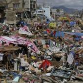 Hunger auf Philippinen schlägt in Gewalt um